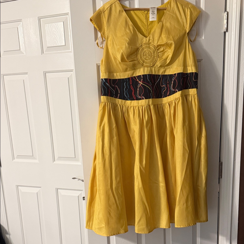 Nwt - C-3po Disney Dress. Size 1x